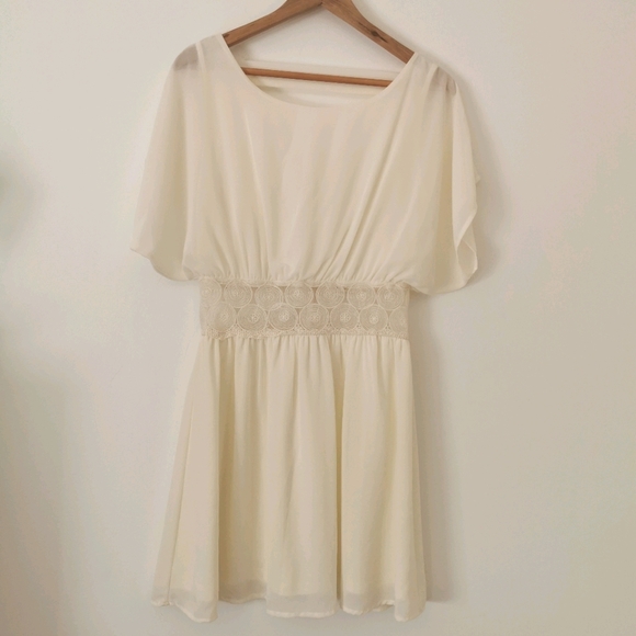 Anthropologie Dresses & Skirts - Anthropology entro ivory large boho laced  dress